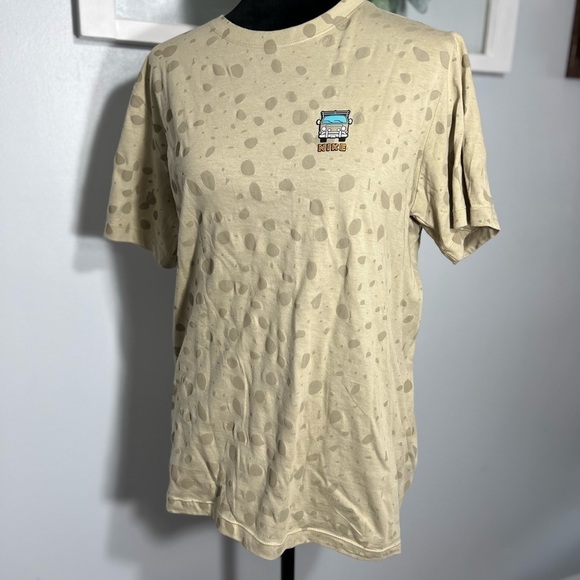 Nike Men’s Small Safari AOP Casual T-Shirt Tan/Brown Regular Fit 100% Cotton NWT - Picture 1 of 7